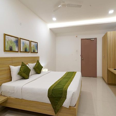 The Perch Hotel Visakhapatnam Exterior photo
